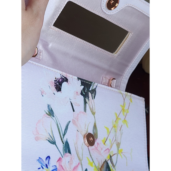 Ted Baker London Hania Elegant Bow Evening Clutch floral gold strap new - Picture 7 of 16